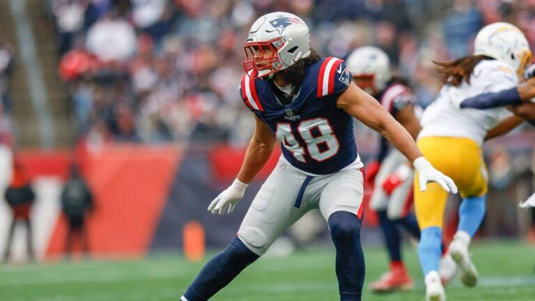 Jahlani Tavai wants Patriots fans to ‘know their place’