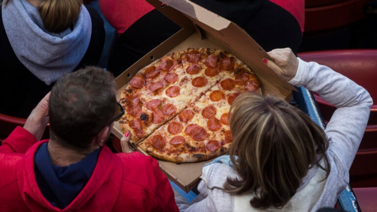 Pizza bracket
