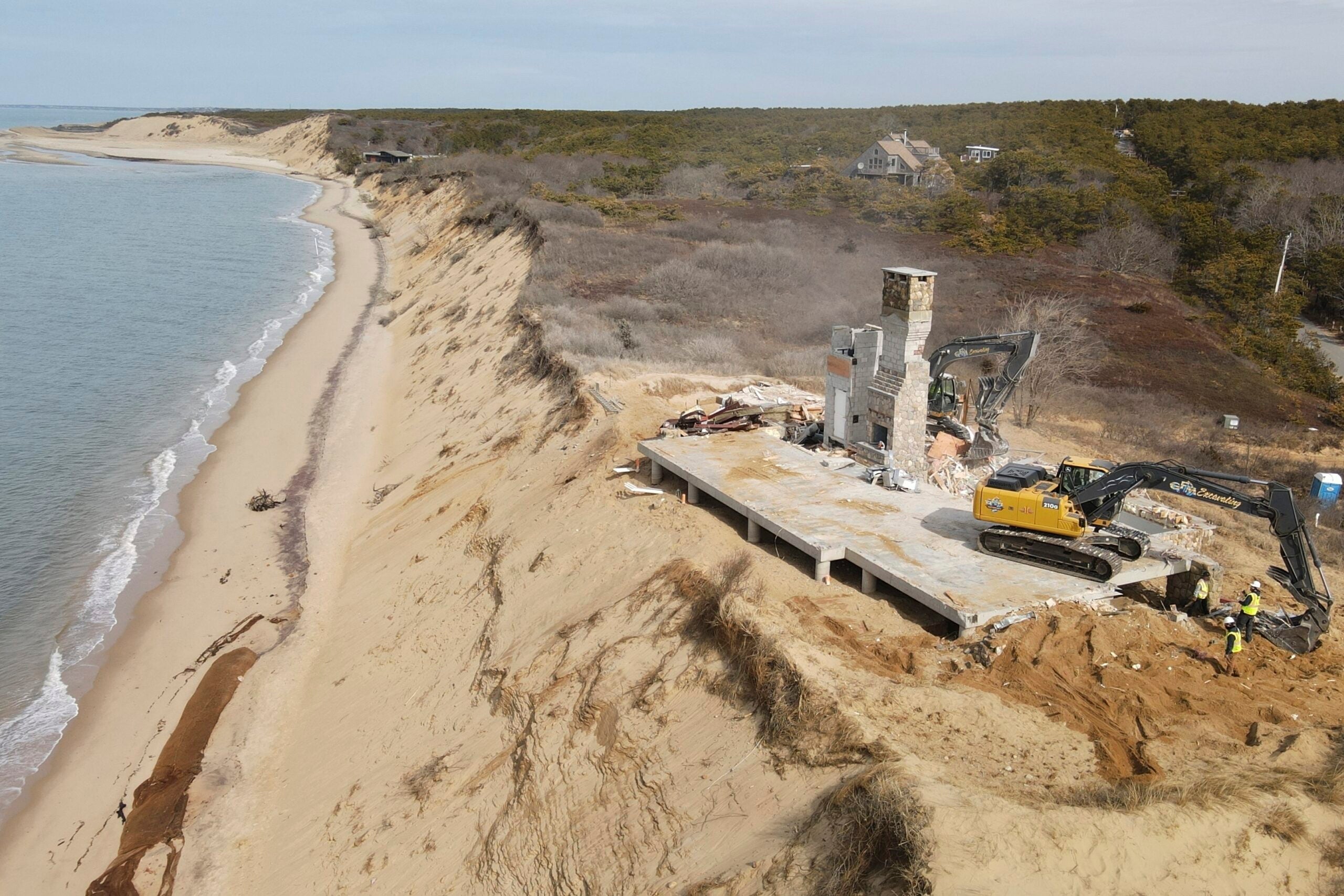 Cliff-front homes on Cape Cod's National Seashore sell for $100K