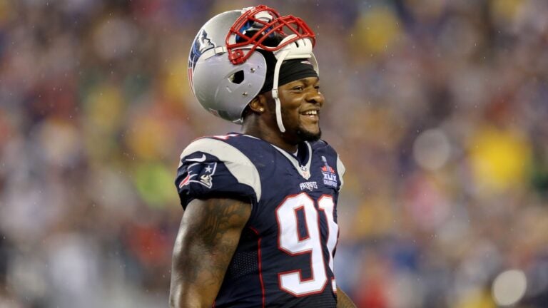 Former NFL Linebacker Jamie Collins Joins Bill Belichick's UNC Coaching Staff