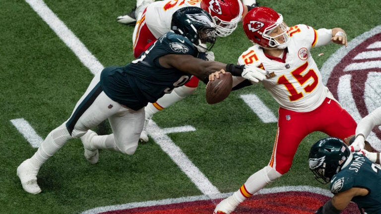 Patriots reportedly agree to sign defensive tackle Milton Williams