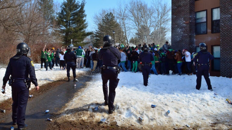 Dozens arrested at unsanctioned UMass ‘Blarney Blowout’ Dozens arrested at unsanctioned UMass ‘Blarney Blowout’