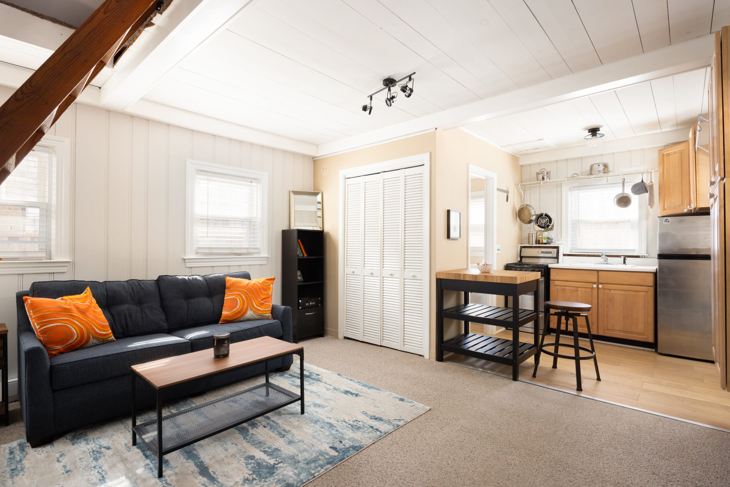 The living space at 20 Buckminster Road #3, Brookline.