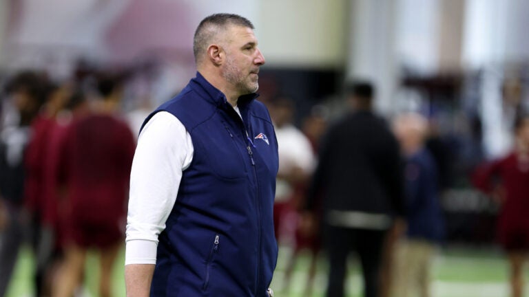 Patriots head coach Mike Vrabel checked out NFL prospects during the 2025 Boston College Football Pro Day at Fish Field House.