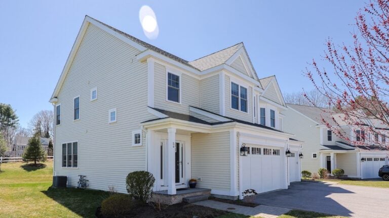 La ciudad natal de la semana: las casas adosadas de Framingham ofrecen un estilo de vida sin preocupaciones