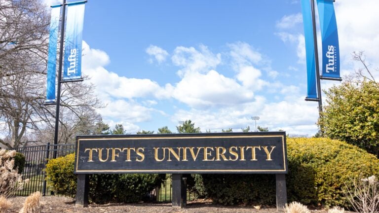 Tufts warns students to avoid Somerville massage therapist