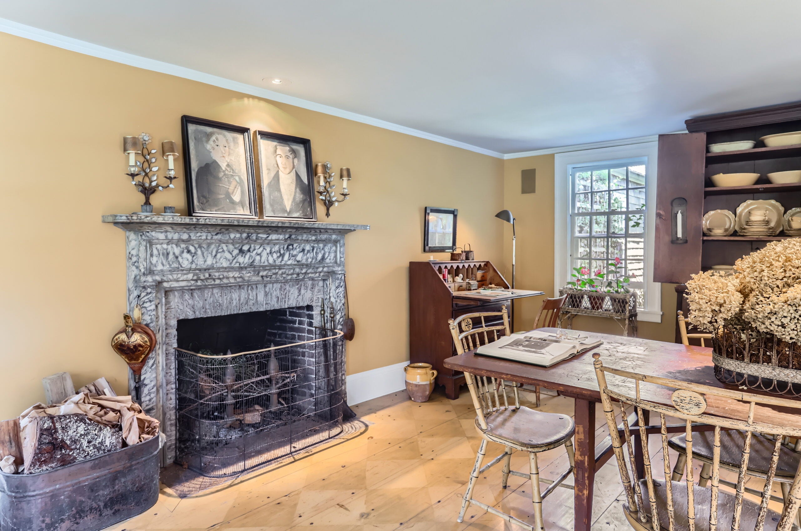 The dining room.