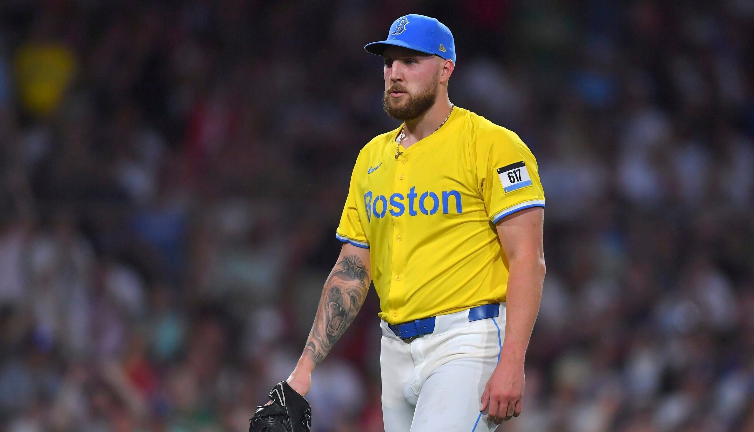 Garrett Crochet overcomes rocky start, dominates Dodgers