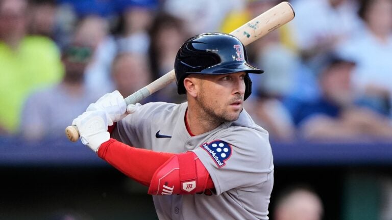 Alex Cora provides another hopeful update on Alex Bregman's return from quad injury