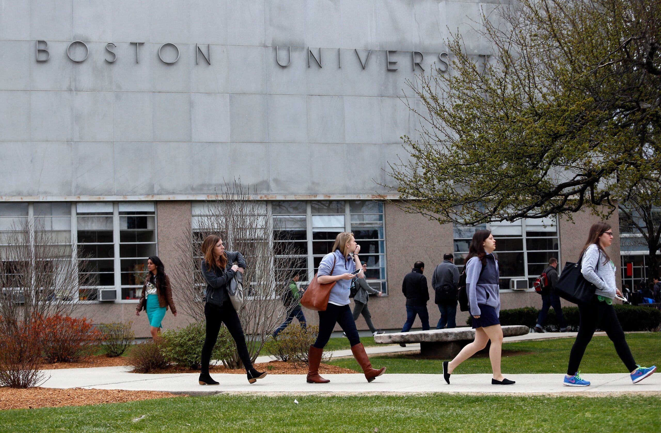 boston.com - Beth Treffeisen - Boston University joins growing list of colleges expanding financial aid