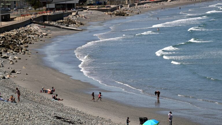 Person dies after boat capsizes at South Shore beach