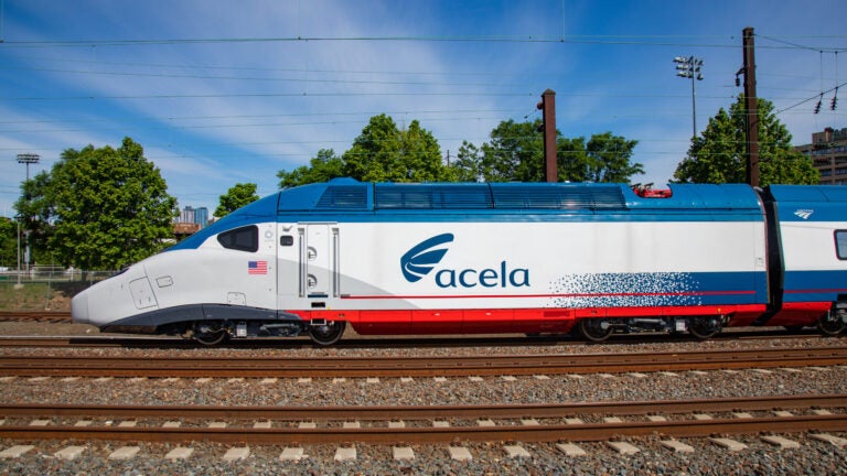 El tren ACELA NextGen de Amtrak.