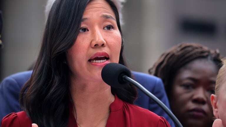 'Stop attacking our cities,' Wu says to Bondi, threatening legal action