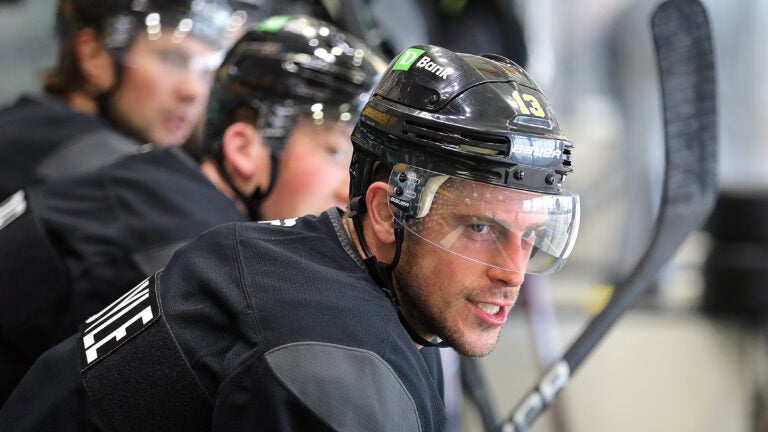 'It fulfilled a lifelong dream': Charlie Coyle thanks Bruins fans with social media message