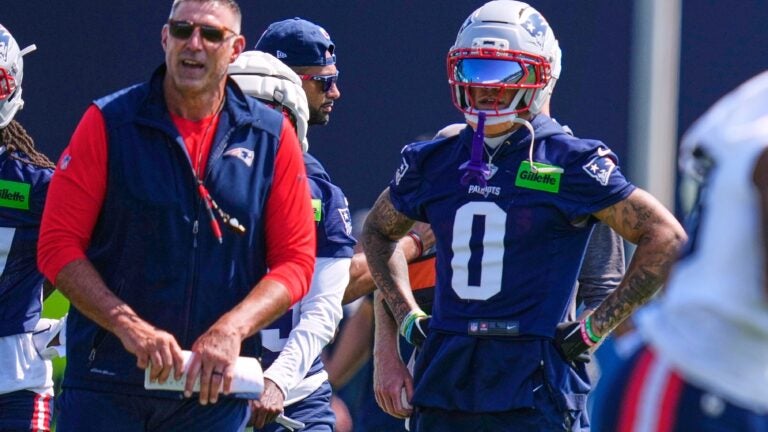 What Mike Vrabel said about Stefon Diggs and Christian Gonzalez's status for Week 1