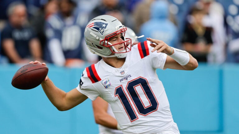 New England Patriots quarterback Drake Maye (10) warms up prior to an NFL football game against the Tennessee Titans, Sunday, Oct. 19, 2025, in Nashville, Tenn.