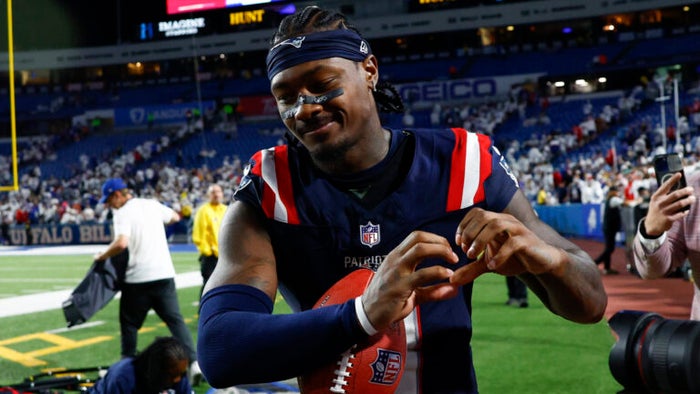 How Old Is Diggs On The Patriots