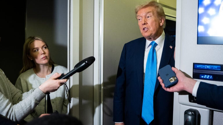 ট্রাম্প পরামর্শ দিয়েছেন যে তিনি জানেন যে তিনি পুনরায় নির্বাচনে অংশ নিতে পারবেন না: ‘এটি খুব খারাপ’ ট্রাম্প পরামর্শ দিয়েছেন যে তিনি জানেন যে তিনি পুনরায় নির্বাচনে অংশ নিতে পারবেন না: ‘এটি খুব খারাপ’