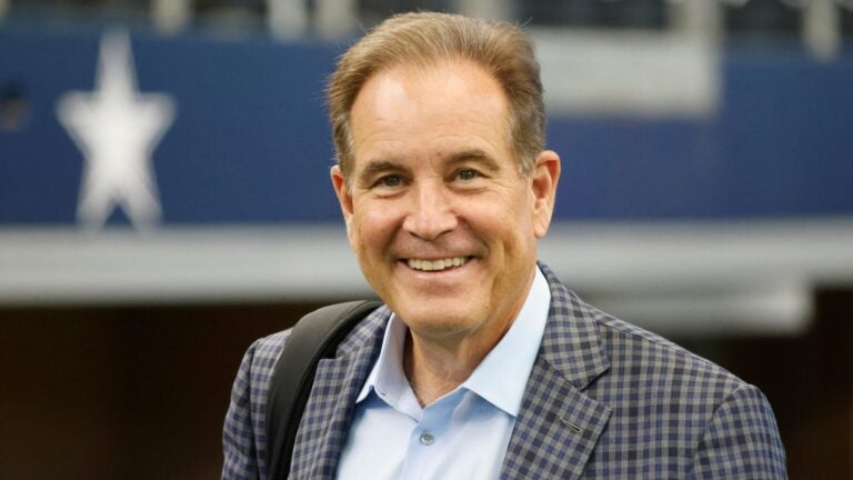 Patriots’ return to relevance includes appearance by Jim Nantz in TV booth to call game for CBS