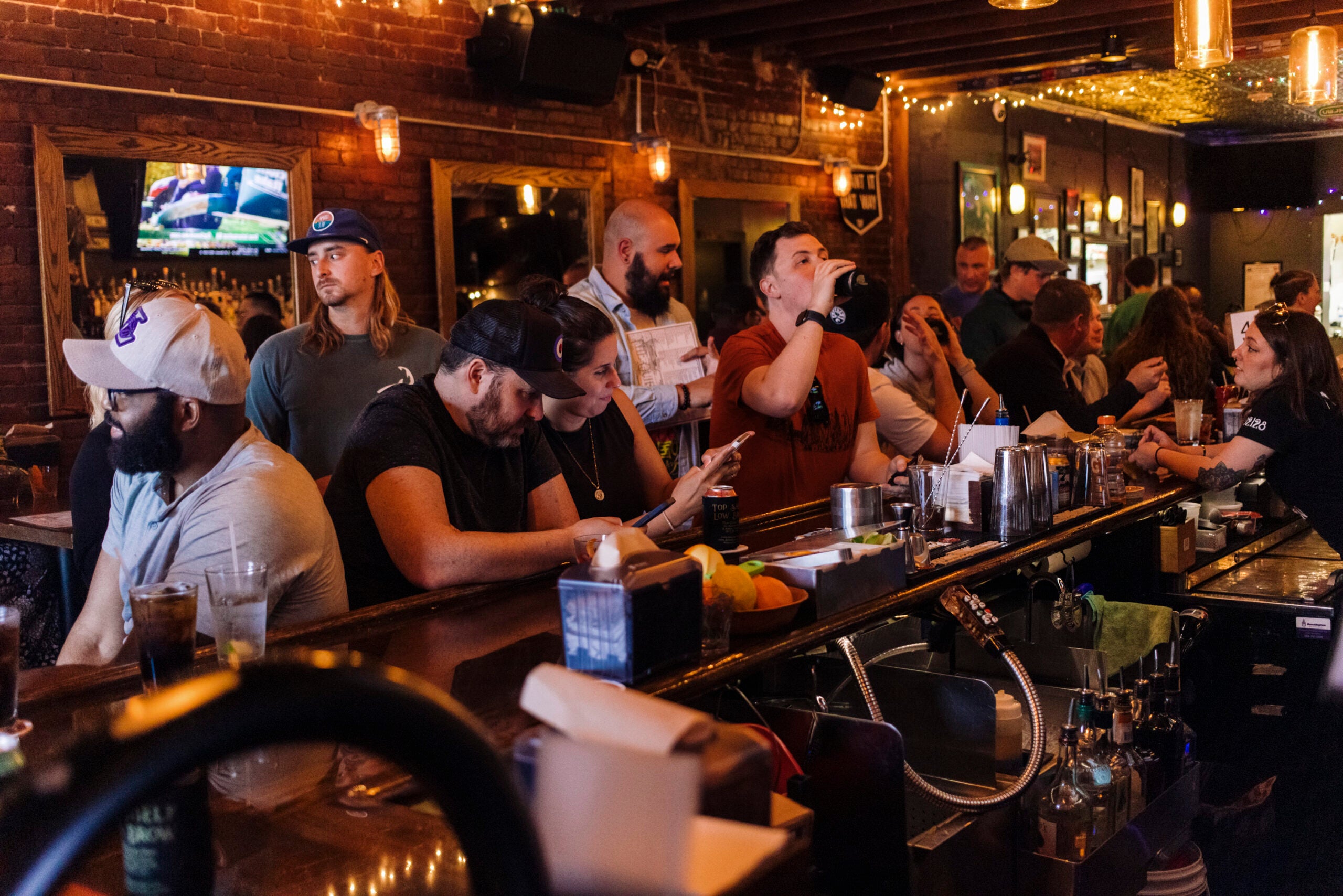 boston.com - Annie Jonas - Where to go for trivia every night of the week in Greater Boston