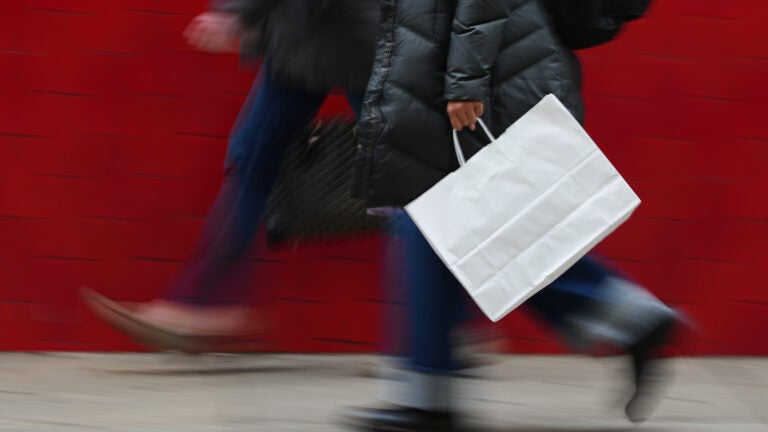 What Americans think about giving cash as holiday gifts, according to a new AP-NORC poll