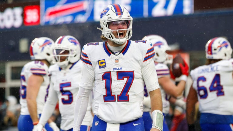 On cusp of an AFC East coronation, Patriots were given cold reality check by Josh Allen