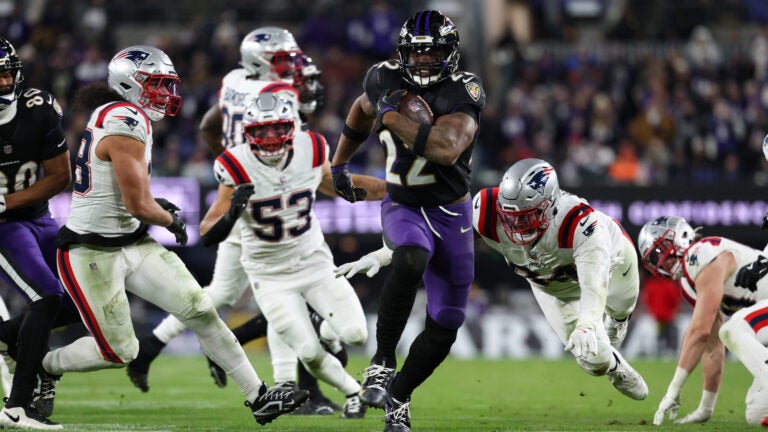What John Harbaugh, Derrick Henry had to say about Ravens RB's late-game absence