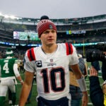 Drake Maye Patriots Dolphins time Week 18