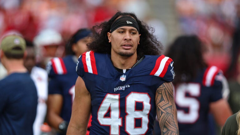 Patriots LB Jahlani Tavai, partner share news of tragic loss on social media
