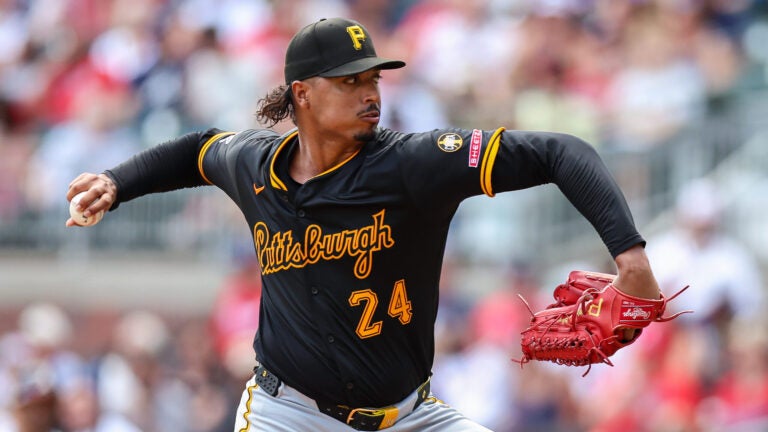 Red Sox trade for Pirates pitcher Johan Oviedo in 5-player deal