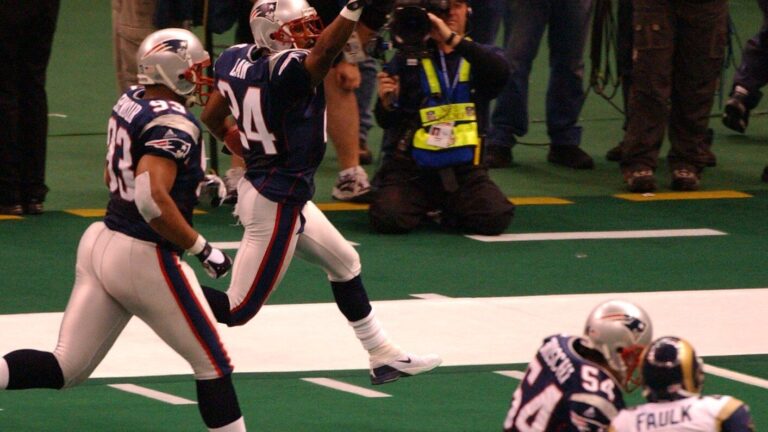 How this year's Patriots compare with the 2001 Super Bowl champions that began a dynasty