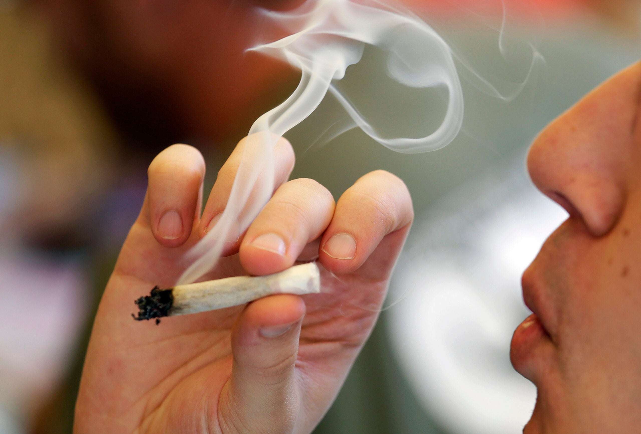 boston.com - Beth Treffeisen - MGH study links cannabis commercialization and teen psychiatric emergencies