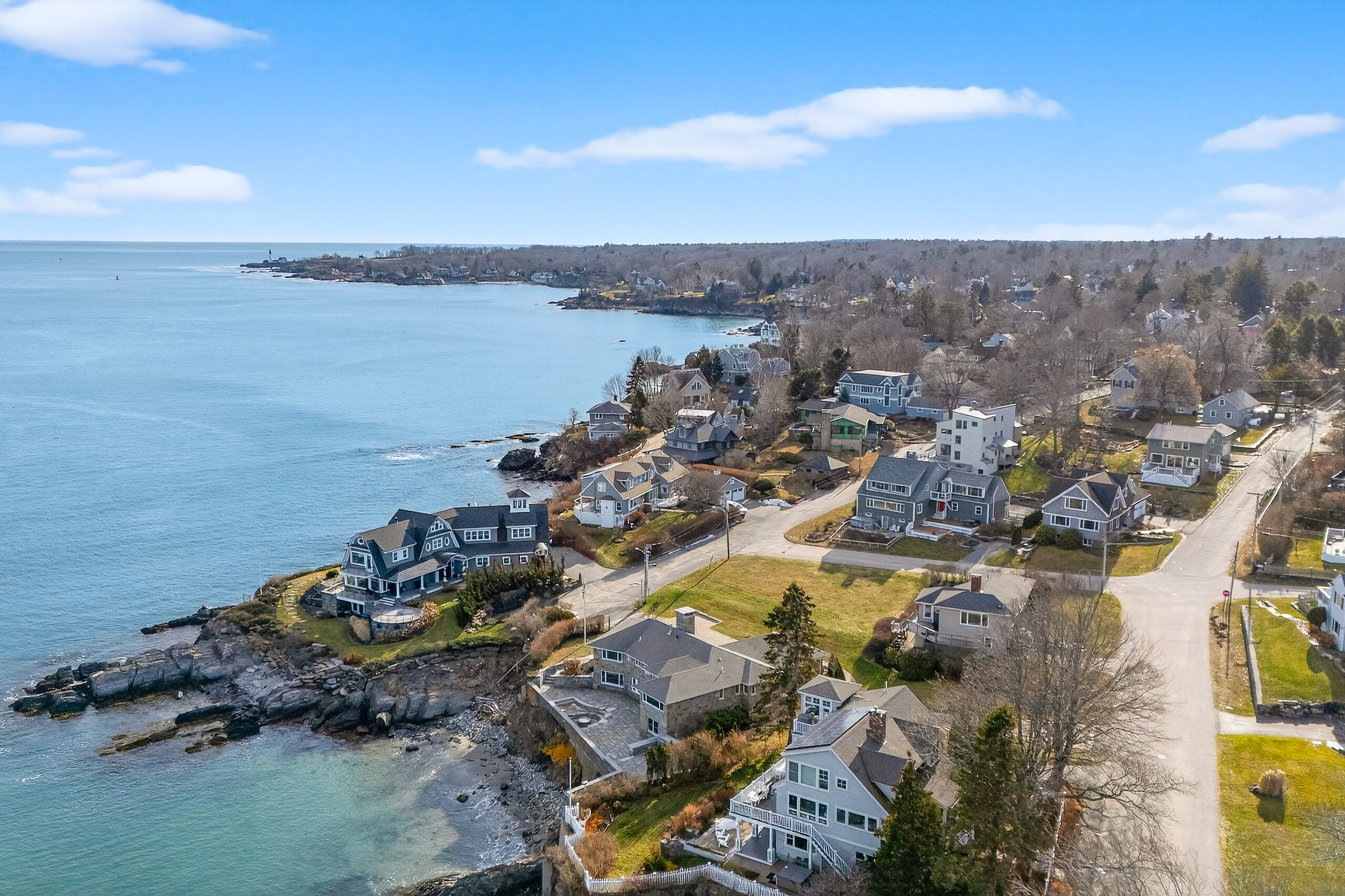 The former waterfront Maine home of Gov. Ken Curtis lists for $4M插图11