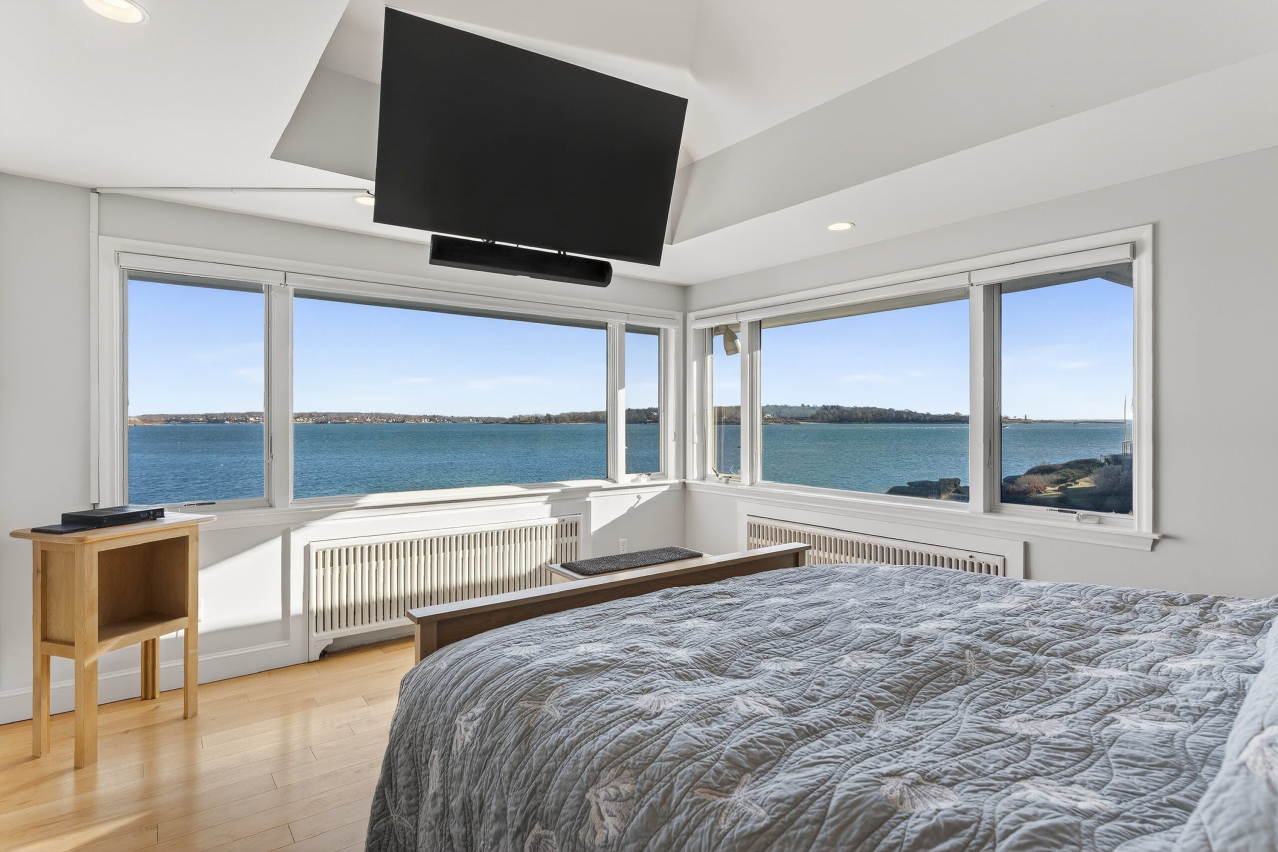 The former waterfront Maine home of Gov. Ken Curtis lists for $4M插图5