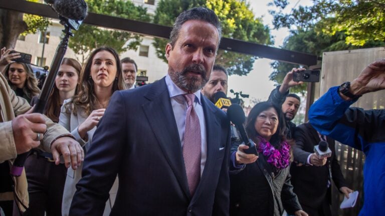 Alan Jackson removes himself as Nick Reiner's attorney in murder case