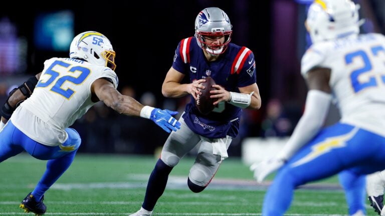 Drake Maye keeps on passing his tests. The Texans’ defense will be his hardest one yet.插图