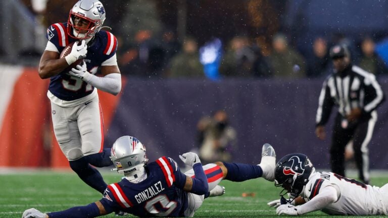 'Plays like a 10-year vet': Patriots rookie Craig Woodson is turning heads this postseason