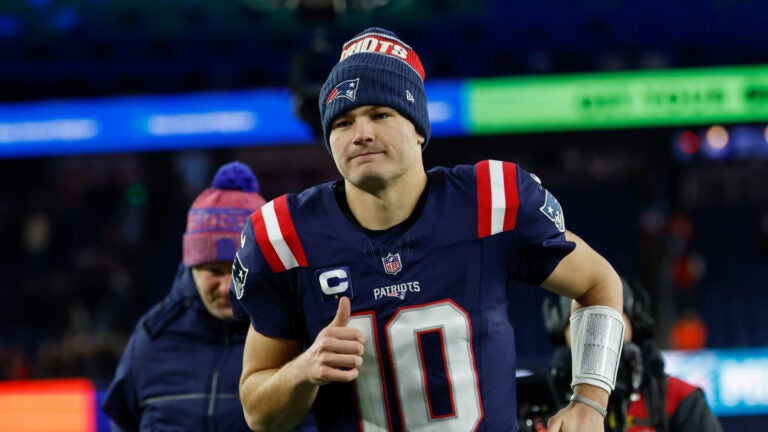 4 things Patriots must do to beat Chargers in wild-card round