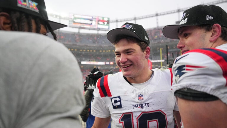 ESPN unanimously predicts Seahawks will beat Patriots in early Super Bowl LX preview