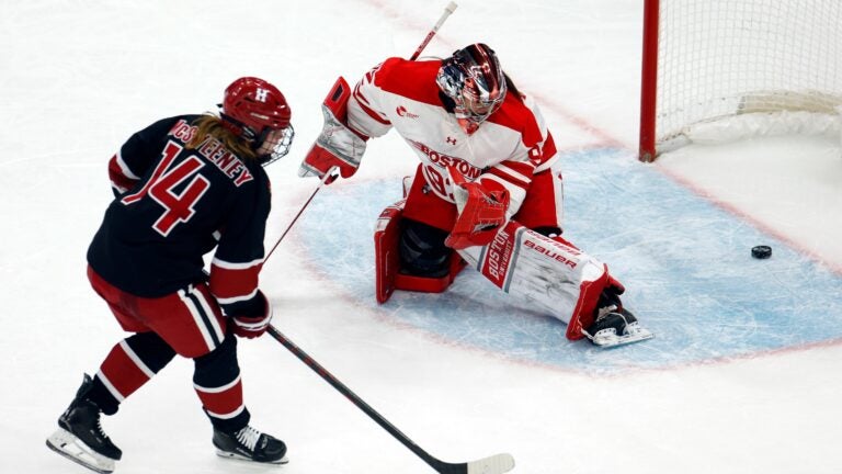 A dramatic overtime goal and an incredible goaltending performance lift Harvard in women’s Beanpot final