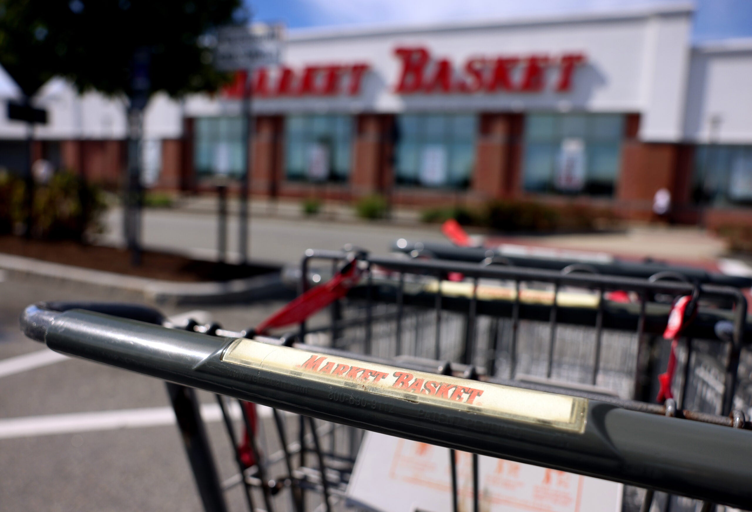 boston.com - Shannon Murphy - Grocery chain study ranks Market Basket No. 2 in the nation