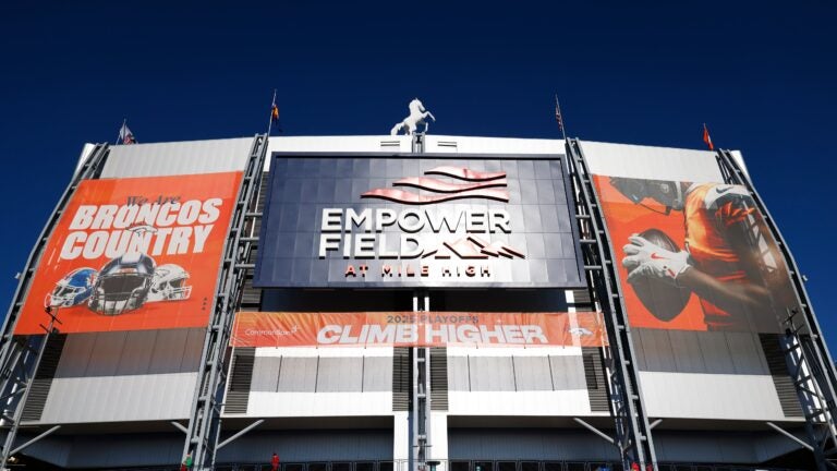 What the Patriots are saying about preparing for Denver’s high altitude