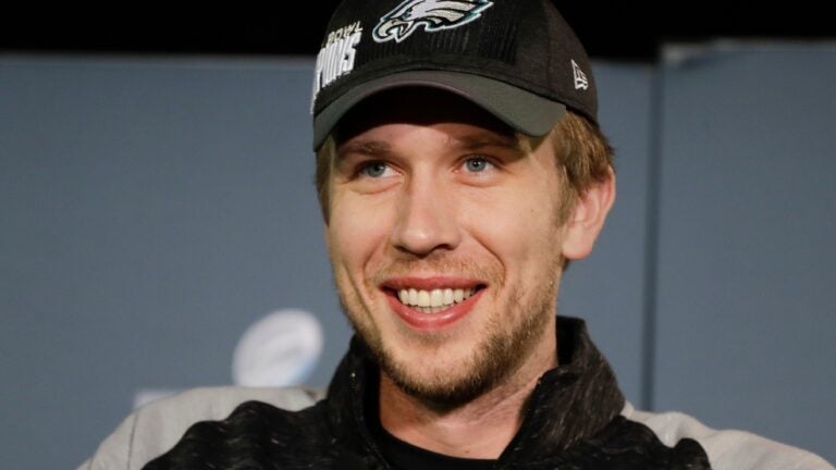 Remember the Philly Special? Nick Foles is already trolling the Patriots ahead of AFC title game.插图