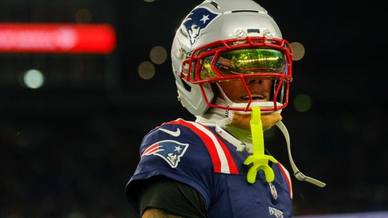 Christian Gonzalez's playoff debut ended early after head injury