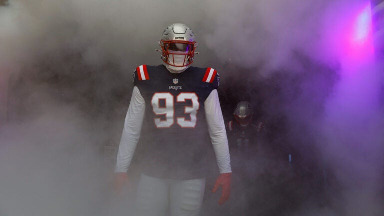 Patriots' unsung hero goes from practice squad to making key play vs. Broncos