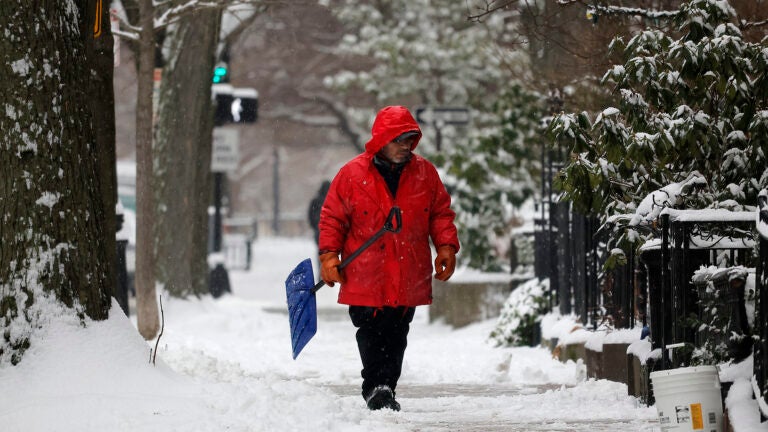Can shoveling snow trigger heart attacks? Here’s what Boston’s cardiologists had to say