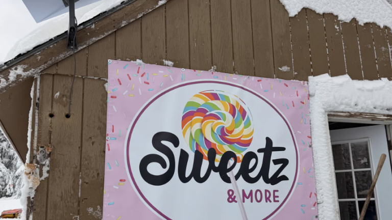 Skiers and riders at these New England resorts enjoy slopeside sweets via chairlift, candy mailbox