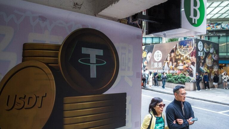 Mass. resident targeted in crypto scheme on Tinder, lost over $500K, feds say插图 A Massachusetts fell for a scheme that allegedly yielded 200,000.039646 of Tether cryptocurrency in proceeds.