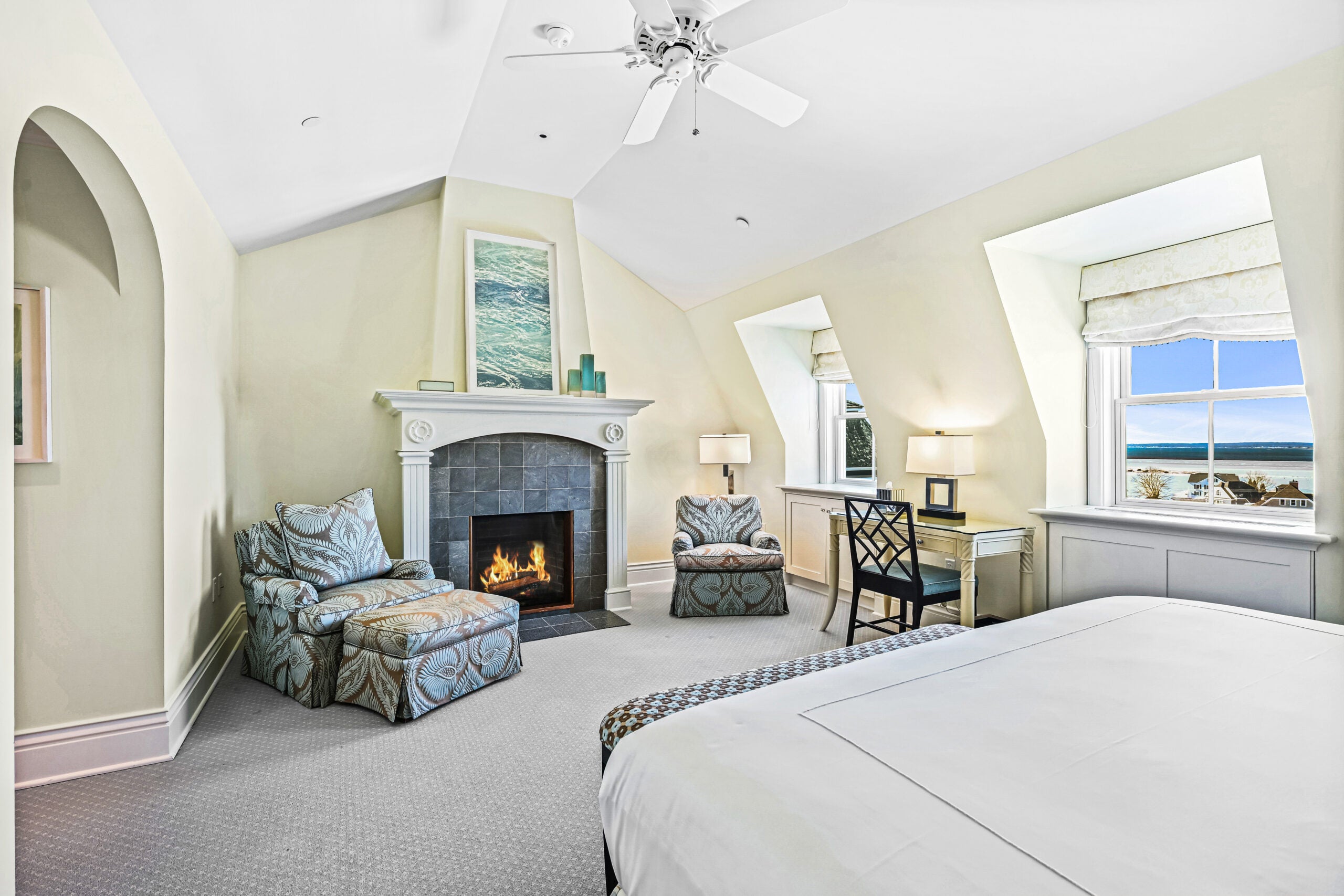 $20M penthouse at Taylor Swift’s rumored wedding venue hits market插图5