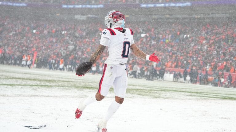 Christian Gonzalez is NFL’s top cornerback Christian Gonzalez is NFL’s top cornerback